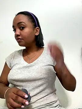 Snapshot of bbyalexxxa chatting on November 10, 2025, 1:05 pm bbyalexxxa online show from November 10, 2025, 1:05 pm