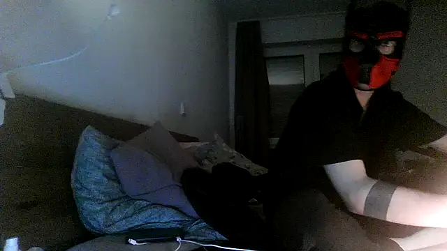 Snapshot of MolleDolle chatting on November 17, 2025, 4:11 pm MolleDolle online show from November 17, 2025, 4:11 pm