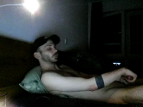 Snapshot of MolleDolle chatting on October 26, 2025, 3:40 am MolleDolle online show from October 26, 2025, 3:40 am