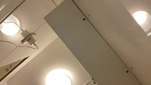 MolleDolle online show from April 14, 2026, 8:58 pm