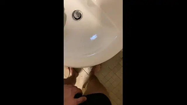 MolleDolle online show from December 19, 2025, 11:01 am