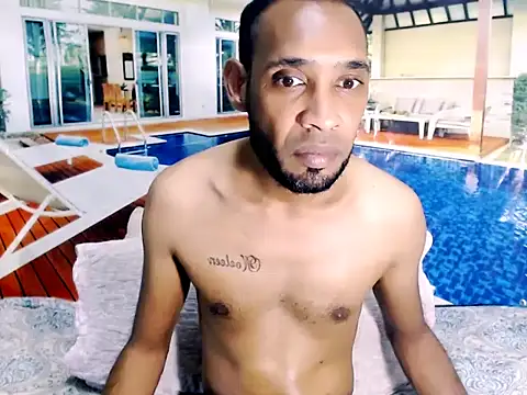 Snapshot of IndianMagicMike chatting on December 17, 2025, 4:12 pm IndianMagicMike online show from December 17, 2025, 4:12 pm