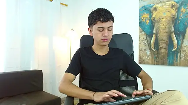 Alancum7 online show from November 29, 2025, 12:49 pm