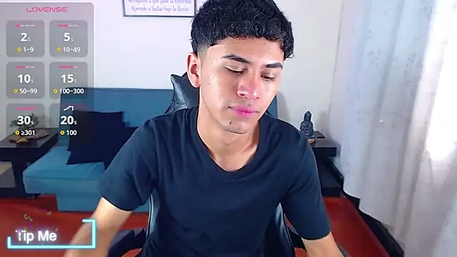 Alancum7 online show from April 1, 2026, 1:41 pm