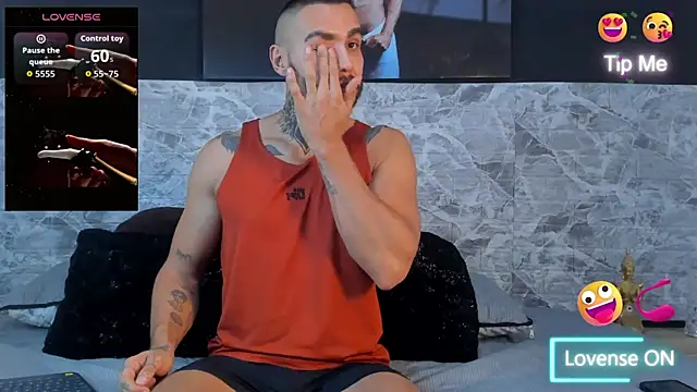 Snapshot of Danny_Willson chatting on October 31, 2025, 10:01 am Danny Willson online show from October 31, 2025, 10:01 am