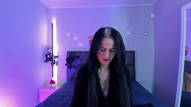 rose more   online show from October 21, 2025, 12:15 pm