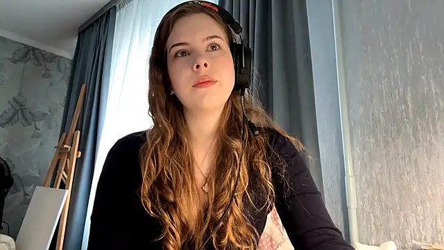 Leyla Luna online show from October 17, 2025, 10:50 am