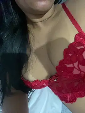 Brunamorenago online show from May 21, 2026, 10:12 am