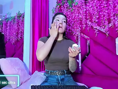 Gisell Squirt  online show from March 19, 2026, 1:11 pm