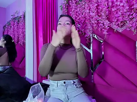 Gisell Squirt  online show from March 21, 2026, 12:53 pm