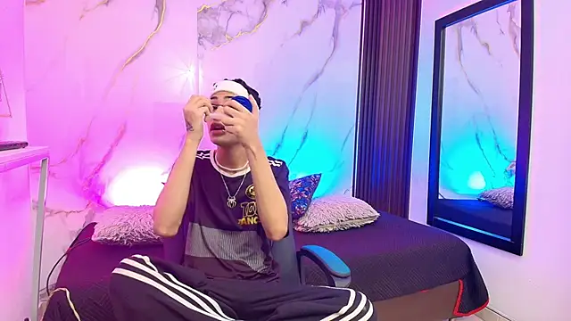 JacobBlackwell  online show from March 5, 2026, 3:14 am