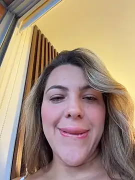 camila vanucci- online show from February 13, 2026, 11:32 am