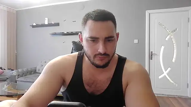 Snapshot of mastermute chatting on December 15, 2025, 1:39 pm mastermute online show from December 15, 2025, 1:39 pm