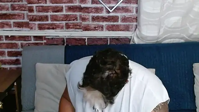 jordan bigcock  online show from February 28, 2026, 3:39 am