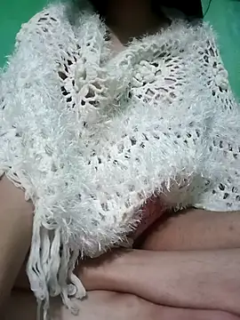 Snapshot of Hornyme18 chatting on October 31, 2025, 5:53 pm Hornyme18 online show from October 31, 2025, 5:53 pm