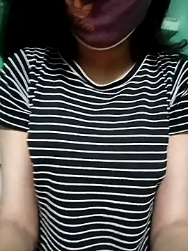 Snapshot of Hornyme18 chatting on December 13, 2025, 8:04 pm Hornyme18 online show from December 13, 2025, 8:04 pm