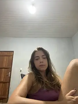 Snapshot of estrela_aguiar chatting on October 20, 2025, 6:52 pm estrela aguiar online show from October 20, 2025, 6:52 pm