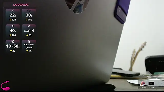 CarlaLorez online show from July 1, 2026, 11:38 pm