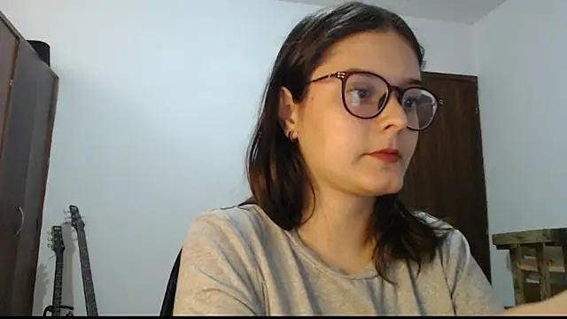 CarlaLorez online show from March 3, 2026, 6:59 pm