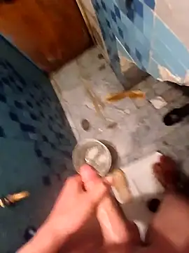 latarak321 online show from February 6, 2026, 7:48 am