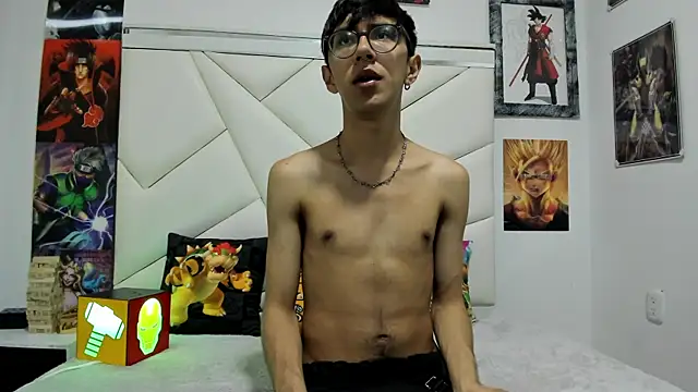 TWINK JOSS online show from October 20, 2025, 7:47 pm