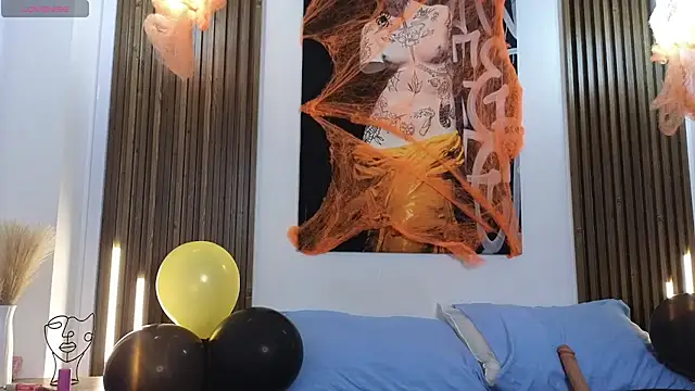 Snapshot of Kitty_Bombon chatting on October 24, 2025, 7:35 pm Kitty Bombon online show from October 24, 2025, 7:35 pm