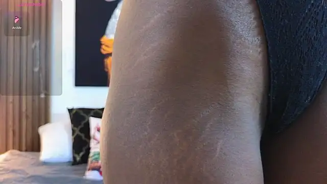 Snapshot of Kitty_Bombon chatting on December 15, 2025, 8:58 pm Kitty Bombon online show from December 15, 2025, 8:58 pm