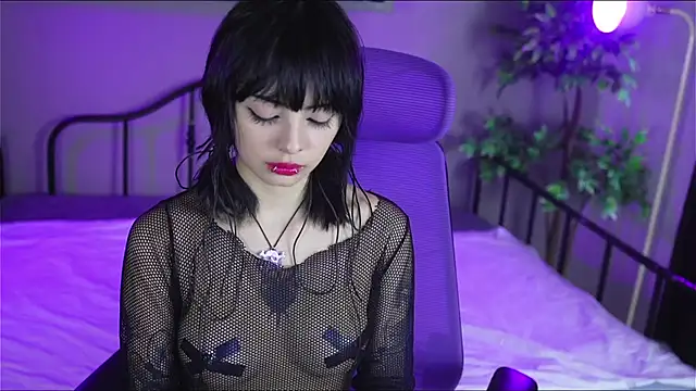 Snapshot of Bayonetta_doll chatting on November 8, 2025, 8:45 pm Bayonetta doll online show from November 8, 2025, 8:45 pm