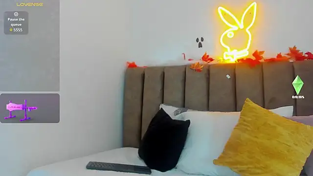 Snapshot of Amara18__ chatting on November 1, 2025, 2:07 am Amara18 online show from November 1, 2025, 2:07 am