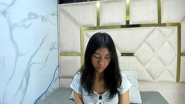 Snapshot of Mia_clark18 chatting on November 15, 2025, 4:44 pm Mia clark18 online show from November 15, 2025, 4:44 pm