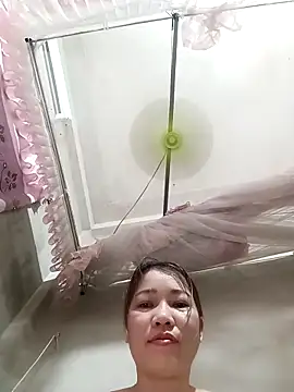 ladzy sexy online show from April 13, 2026, 7:40 pm