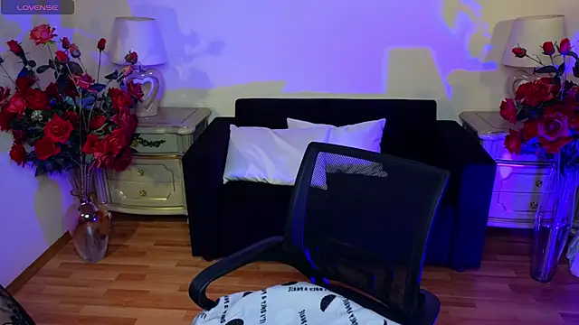 Viola Rayden online show from November 21, 2025, 11:31 am