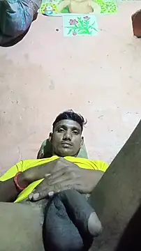 Snapshot of BiggerDickGuy chatting on November 6, 2025, 3:27 pm BiggerDickGuy online show from November 6, 2025, 3:27 pm