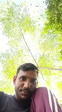 Snapshot of BiggerDickGuy chatting on November 18, 2025, 9:45 am BiggerDickGuy online show from November 18, 2025, 9:45 am