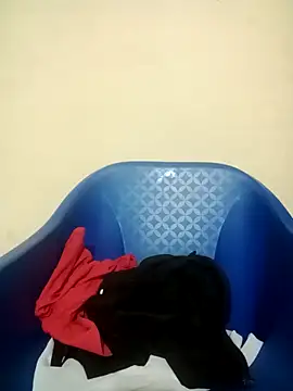 Mahi677 online show from December 2, 2025, 3:52 am