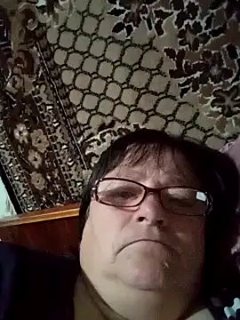 MilaCold5443 online show from April 18, 2026, 6:21 pm