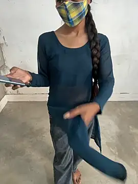Snapshot of Rani_hot2 chatting on October 16, 2025, 7:49 am Rani hot2 online show from October 16, 2025, 7:49 am