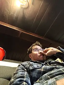 Snapshot of czechguy chatting on December 15, 2025, 5:41 pm czechguy online show from December 15, 2025, 5:41 pm