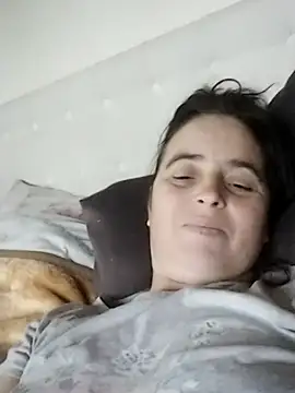 Snapshot of Ella-433 chatting on December 3, 2025, 12:15 pm Ella-433 online show from December 3, 2025, 12:15 pm