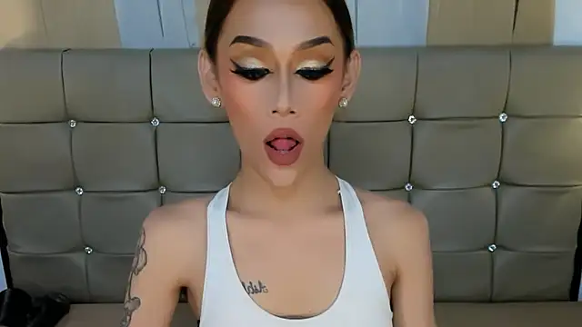 catiana moore online show from April 26, 2026, 9:28 am