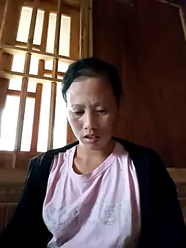 Snapshot of jerry-xx chatting on November 11, 2025, 7:25 am jerry-xx online show from November 11, 2025, 7:25 am