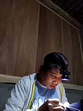 jerry-xx online show from March 6, 2026, 8:48 pm