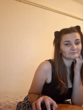 Nika aa online show from November 29, 2025, 5:46 pm