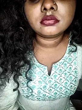 World Top Girl online show from November 1, 2025, 9:30 pm