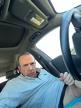 Snapshot of Crazy_Mike1 chatting on November 5, 2025, 5:49 pm Crazy Mike1 online show from November 5, 2025, 5:49 pm