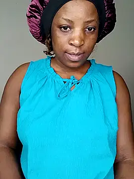 Linae1234 online show from October 12, 2025, 8:26 am