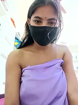 Hot radhaji online show from January 11, 2026, 10:44 am