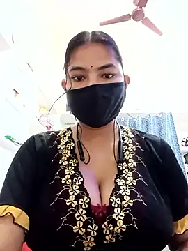 Hot radhaji online show from March 11, 2026, 1:43 am