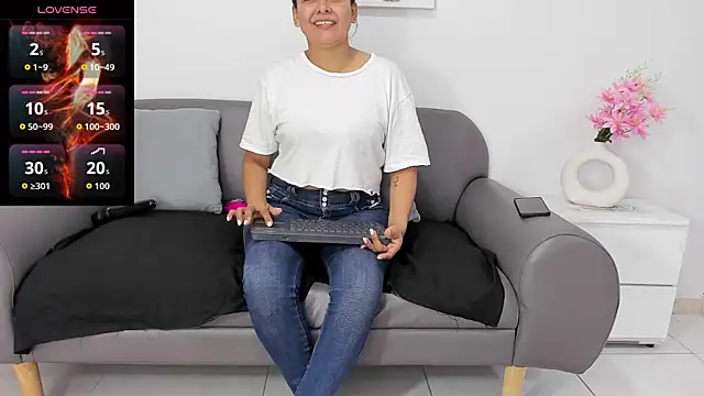 susan hotmilf online show from October 22, 2025, 11:31 am