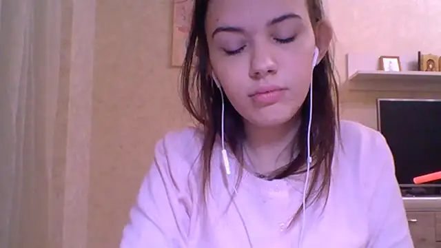 CeyaLier online show from December 18, 2025, 5:50 pm